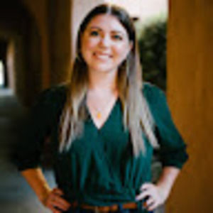 Meet your Posher, Julia